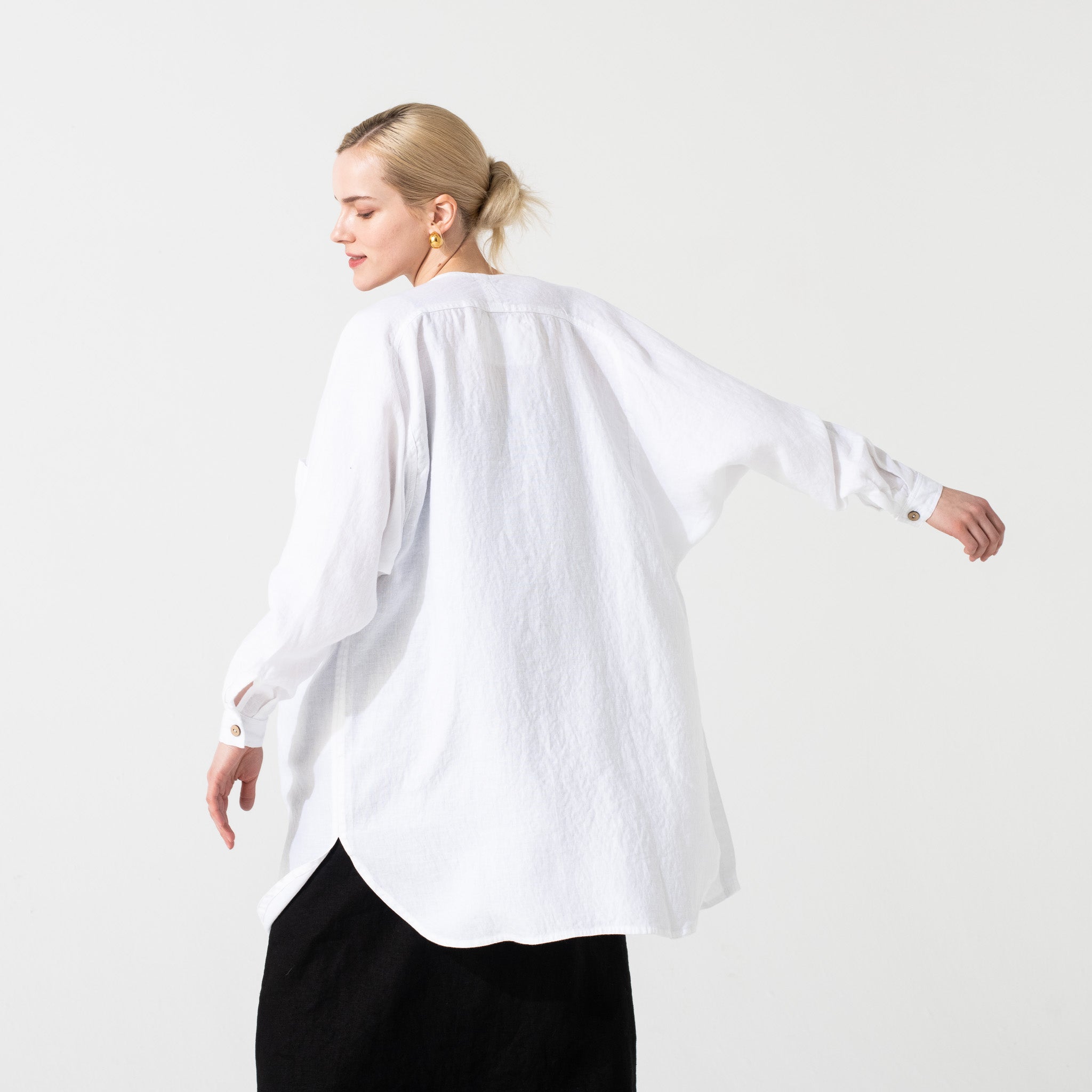 R: LIVORNO oversized linen shirt in White
