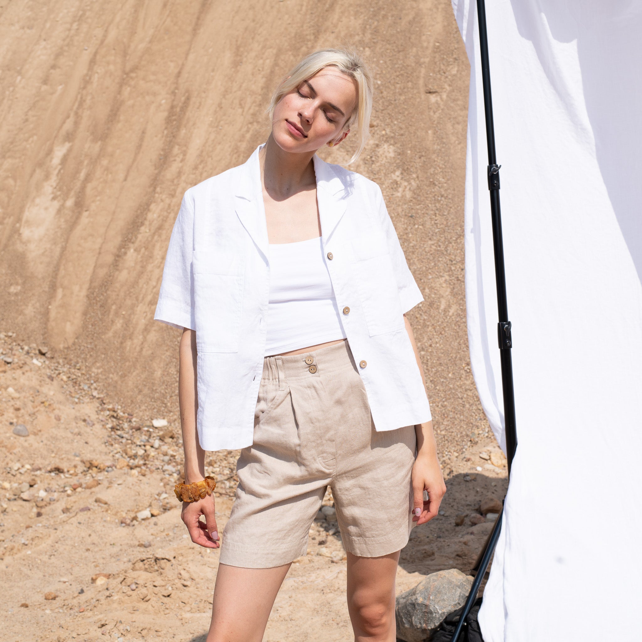 PORTOFINO high-waisted pleated front linen SHORTS in Oat Milk