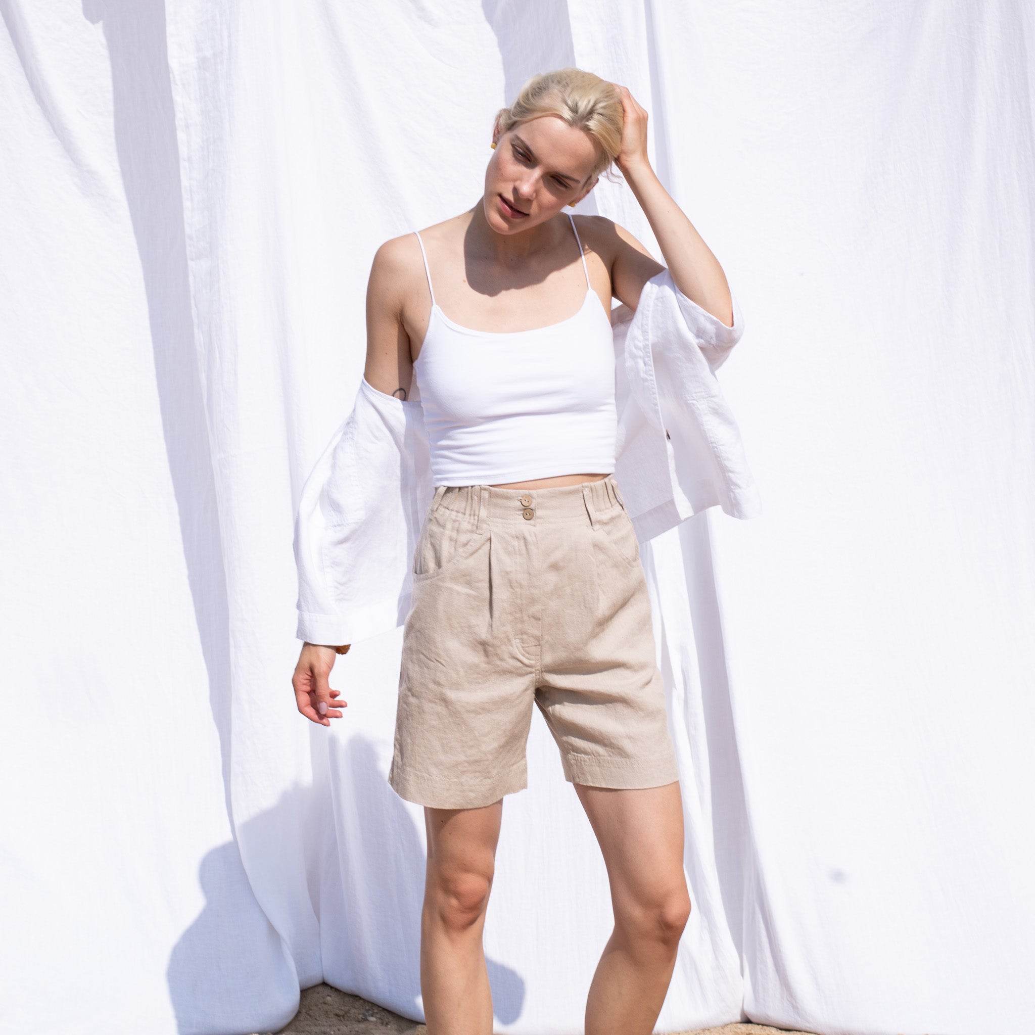 PORTOFINO high-waisted pleated front linen SHORTS in Oat Milk
