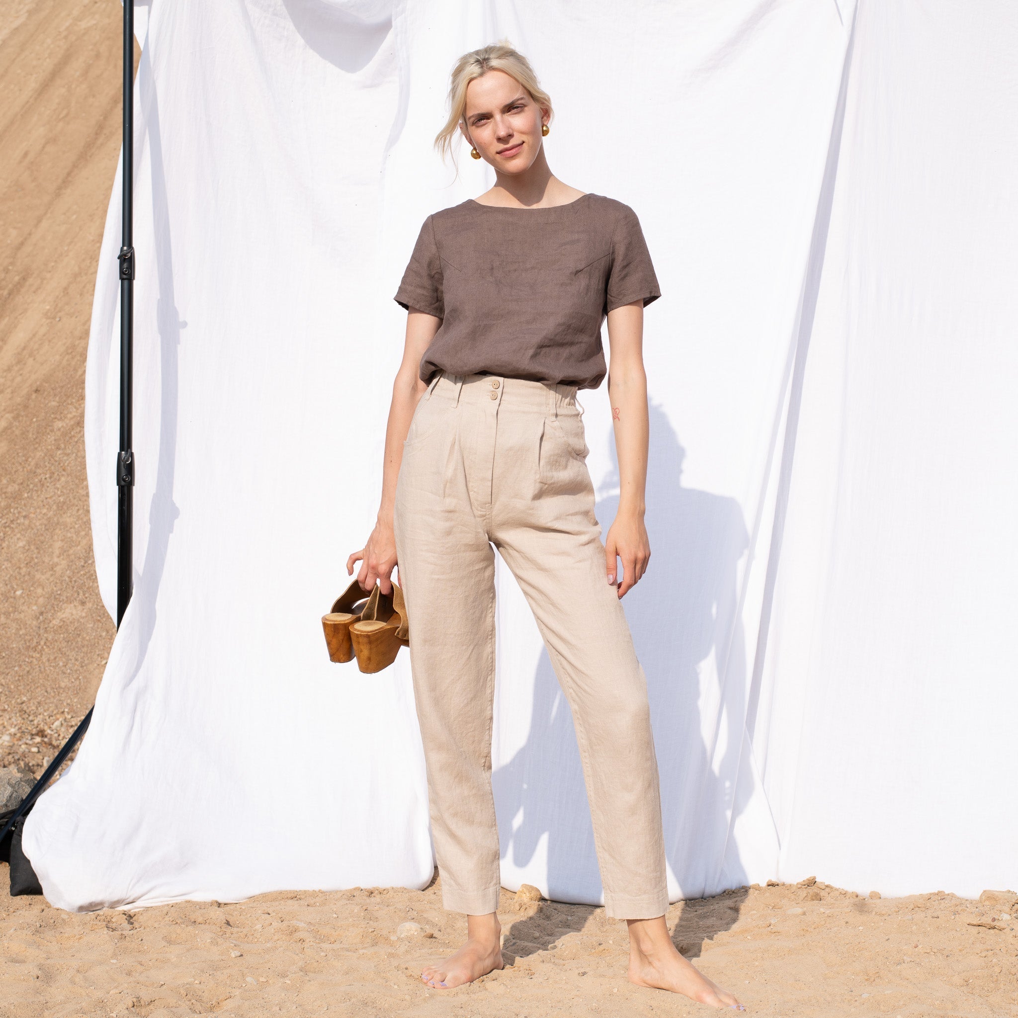 R: DAMME high-waisted pleated front linen pants in Oat Milk