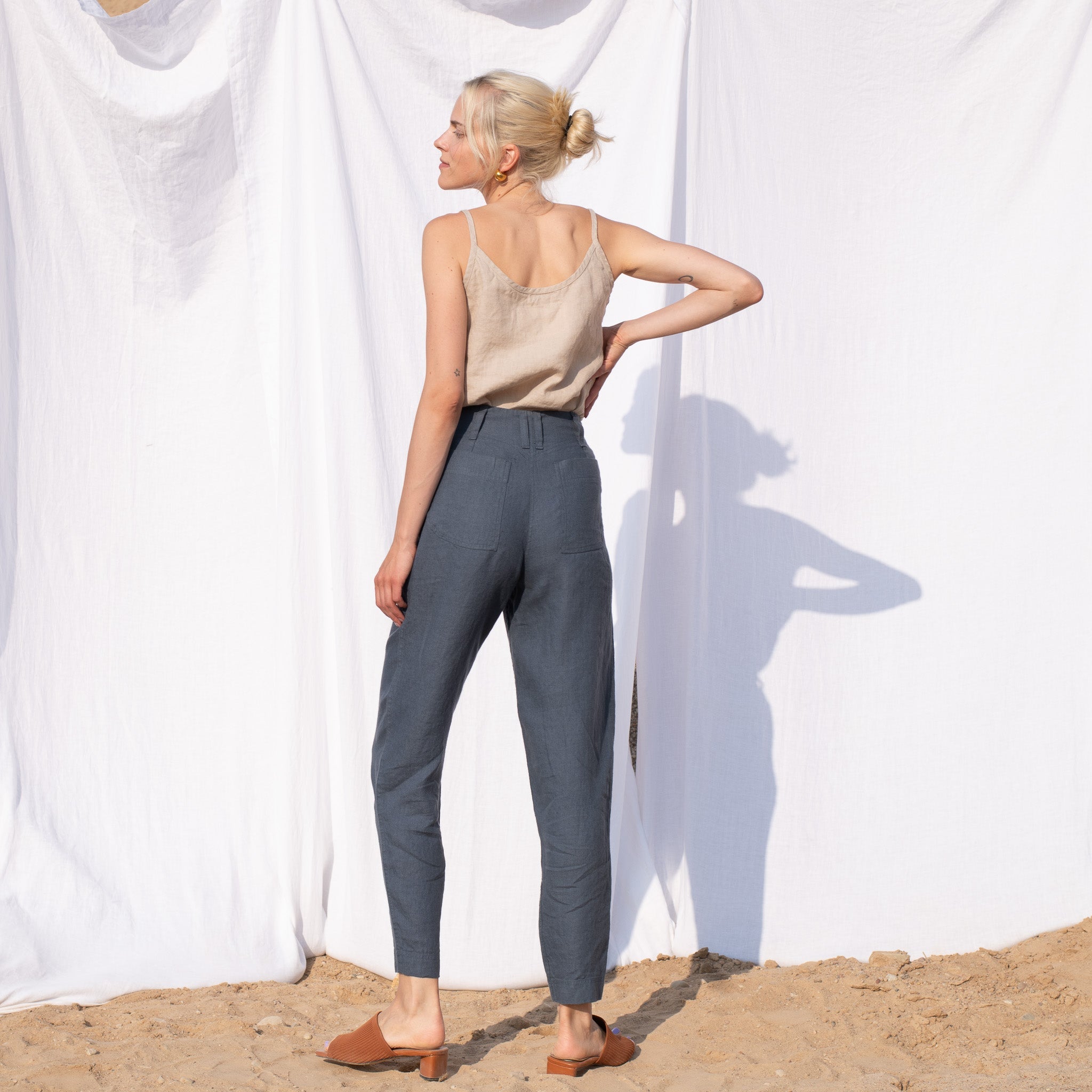 R: DAMME high-waisted pleated front linen pants in Dark-Grey-Blue